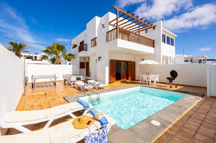 Beautiful villa with private pool and terrace . - Villa Florencia . (Photo Gallery) }}