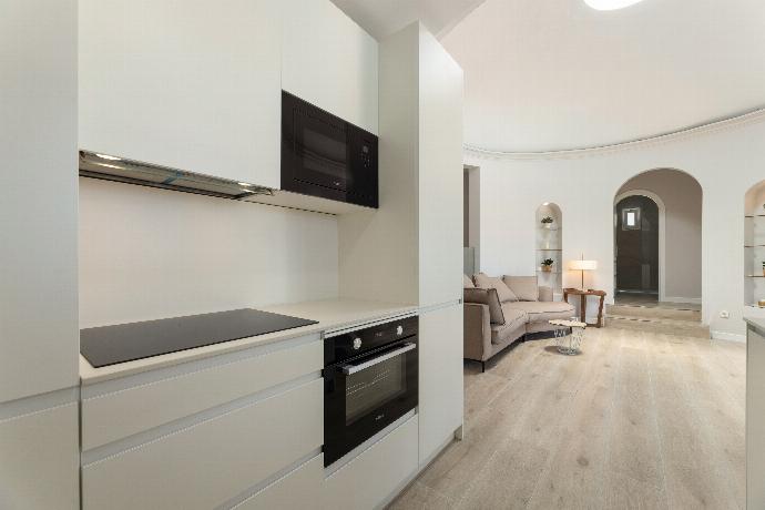 Equipped kitchen . - Villa Alisa . (Photo Gallery) }}
