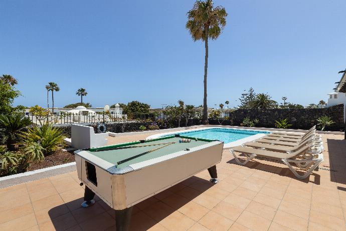 Terrace area with pool table and table tennis . - Villa Alisa . (Photo Gallery) }}