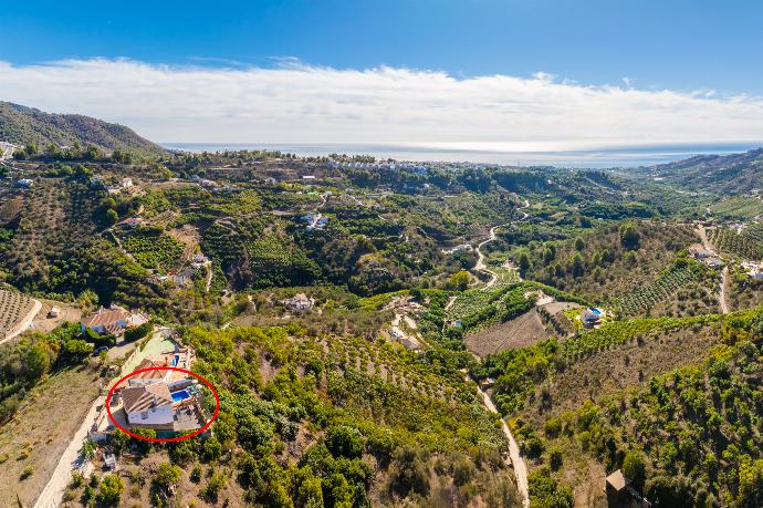 Beautiful villa with private pool and terrace with sea views . - Villa Conchi Frigiliana . (Photo Gallery) }}