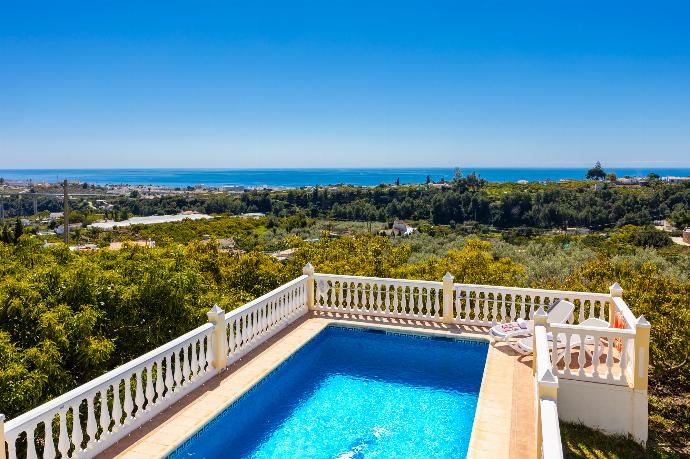 Private pool and terrace with sea views . - Villa Medina Paloma . (Photo Gallery) }}