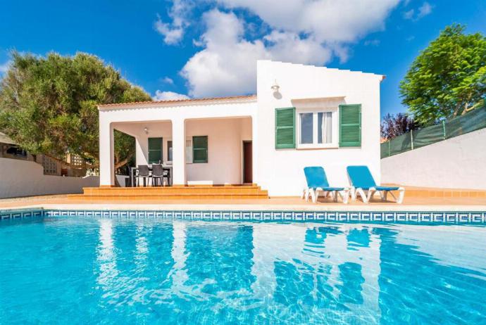  . - Villa Patri . (Photo Gallery) }}