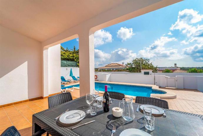  . - Villa Patri . (Photo Gallery) }}