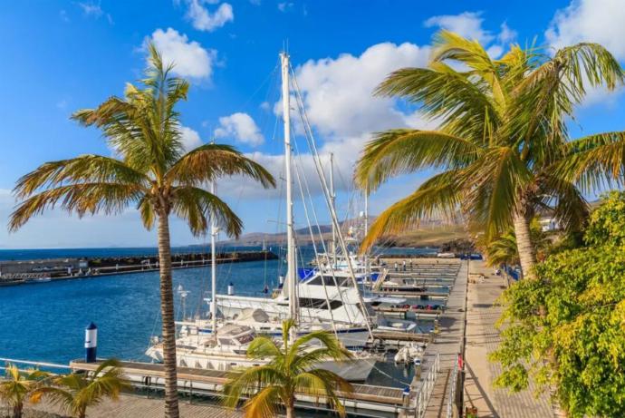  . - Villa Aruba . (Photo Gallery) }}