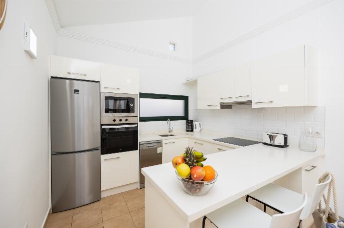  . - Villa Aruba . (Photo Gallery) }}