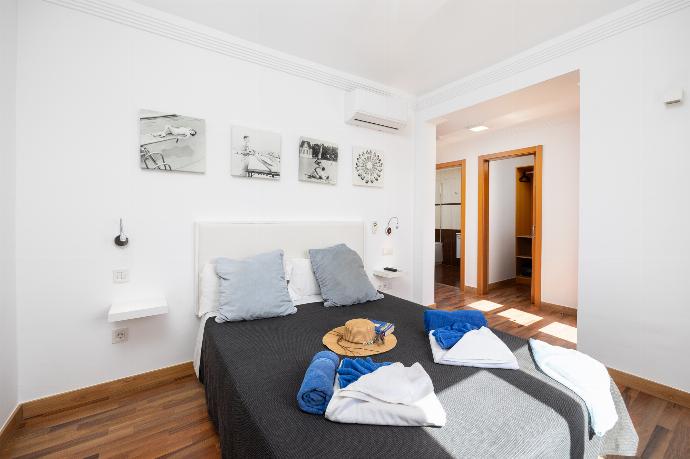  . - Villa Aruba . (Photo Gallery) }}
