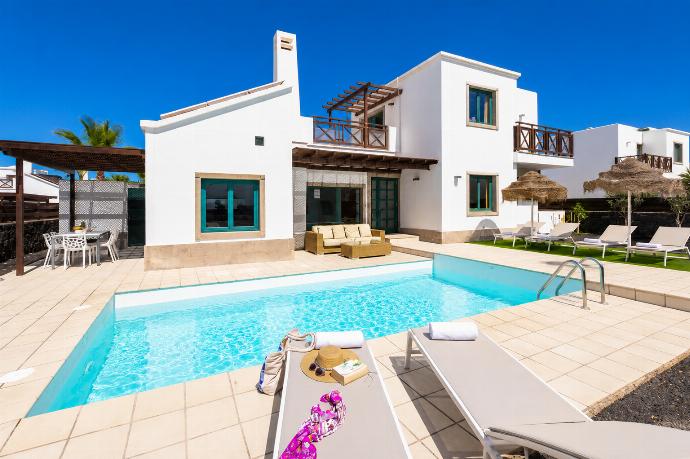 ,Beautiful villa with private pool and terrace . - Villa Ariel . (Galleria fotografica) }}