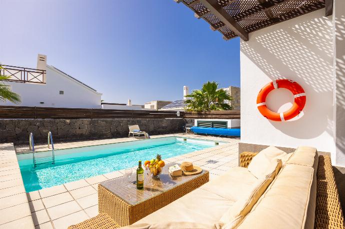 Terrace area . - Villa Isadora . (Galería de imágenes) }}