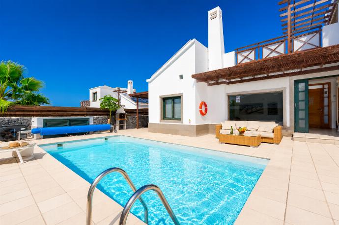 Beautiful villa with private pool and terrace . - Villa Isadora . (Galerie de photos) }}