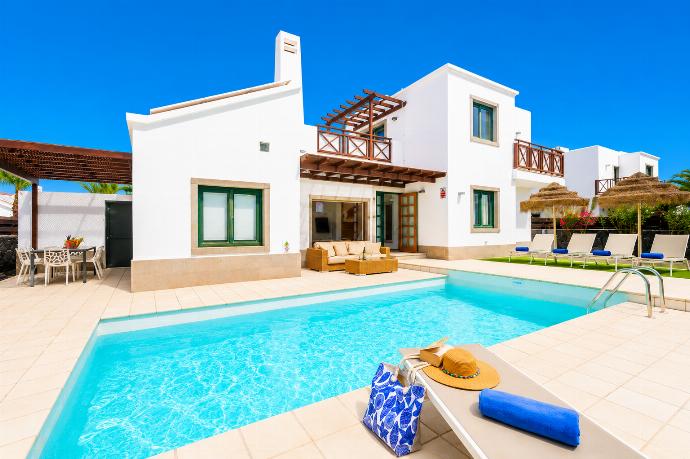 Beautiful villa with private pool and terrace . - Villa Isadora . (Galerie de photos) }}