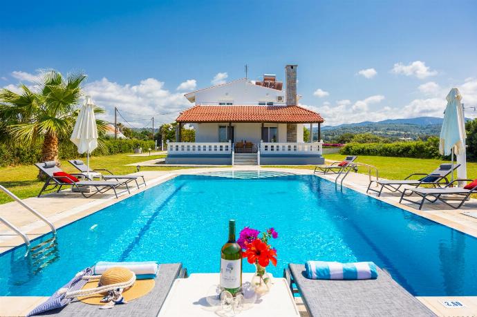 ,Beautiful villa with private pool, terrace, and garden with sea views . - Villa Sunset . (Photo Gallery) }}