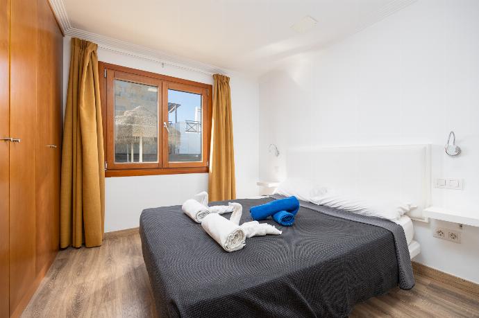 Double bedroom with A/C . - Villa Dacil . (Photo Gallery) }}