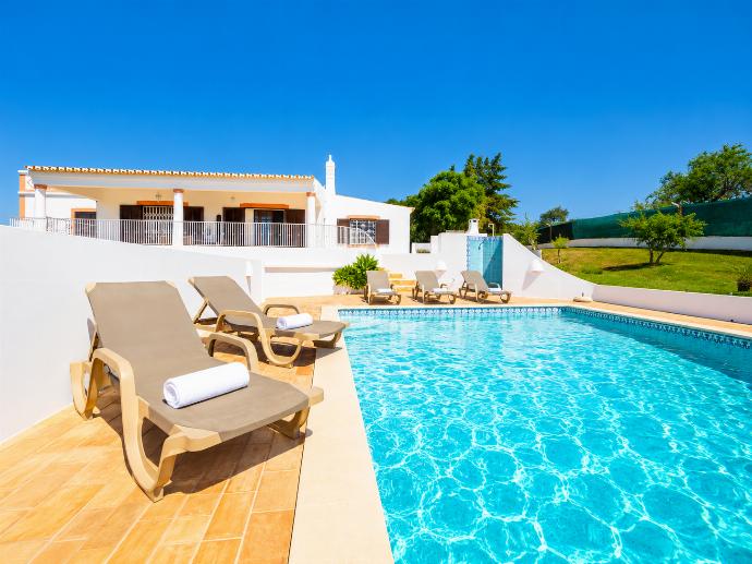 Beautiful villa with private pool, terrace, and garden . - Villa Gemini . (Galleria fotografica) }}