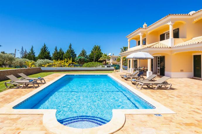 Beautiful villa with private pool and terrace . - Quinta Monte dos Avos . (Photo Gallery) }}