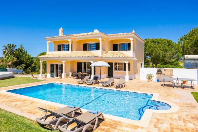 Beautiful villa with private pool and terrace . - Quinta Monte dos Avos . (Photo Gallery) }}