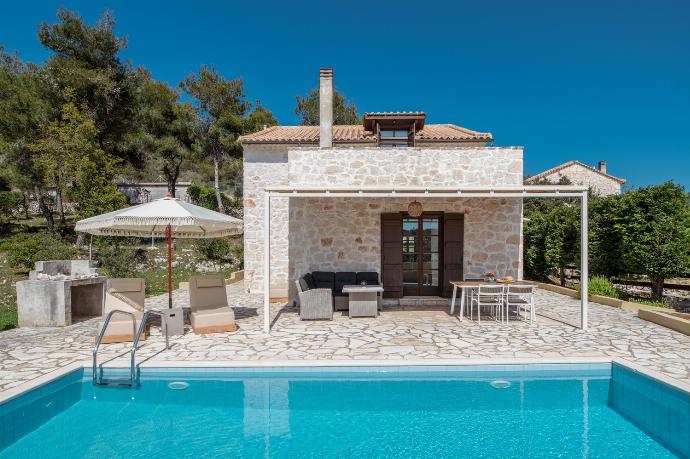 ,Beautiful villa with private pool . - Villa Boscheto Tria . (Photo Gallery) }}