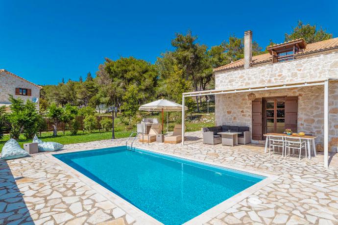  . - Villa Boscheto Tria . (Photo Gallery) }}