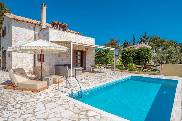  . - Villa Boscheto Tria . (Photo Gallery) }}