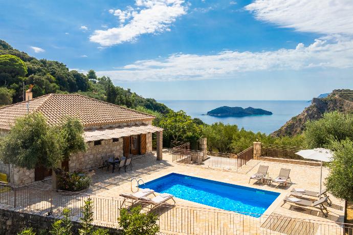 Beautiful villa with private pool and terrace with panoramic sea views . - Villa Aloni . (Photo Gallery) }}