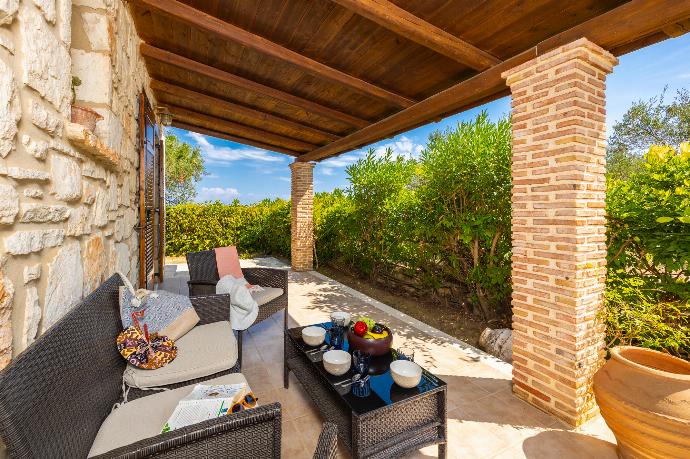 Sheltered terrace area . - Villa Aloni . (Photo Gallery) }}