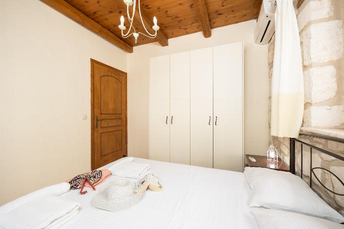 Double bedroom with A/C . - Villa Aloni . (Photo Gallery) }}