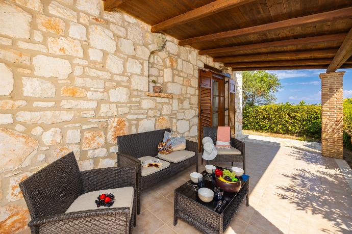 Sheltered terrace area . - Villa Aloni . (Photo Gallery) }}