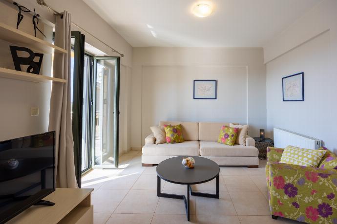  . - Villa Nora . (Photo Gallery) }}