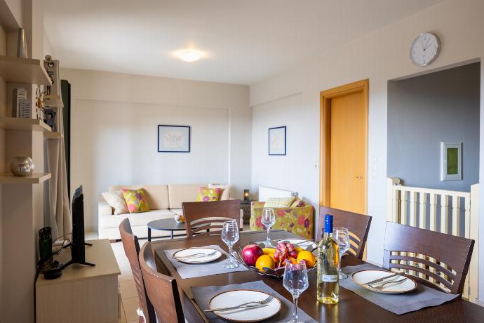  . - Villa Nora . (Photo Gallery) }}