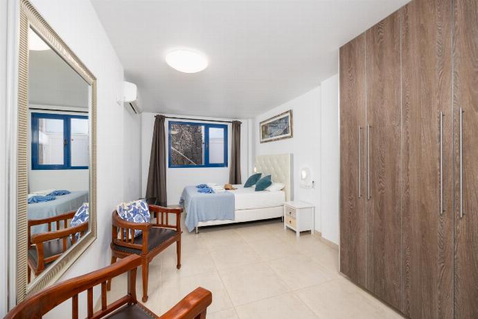 Double bedroom with en suite bathroom and A/C . - Villa Beyond . (Photo Gallery) }}