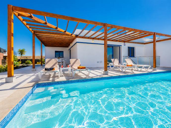Beautiful villa with private pool and terrace . - Villa Beyond . (Galleria fotografica) }}