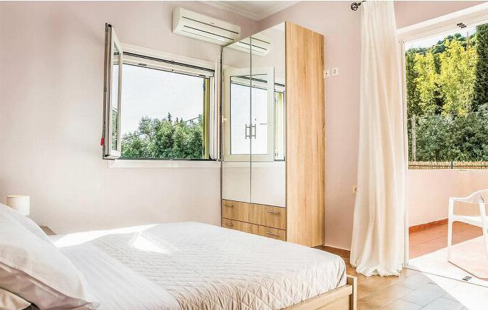 Double bedroom . - Villa Kostis . (Photo Gallery) }}