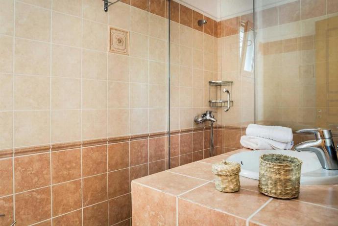 En suite bathroom with shower . - Villa Alex . (Photo Gallery) }}