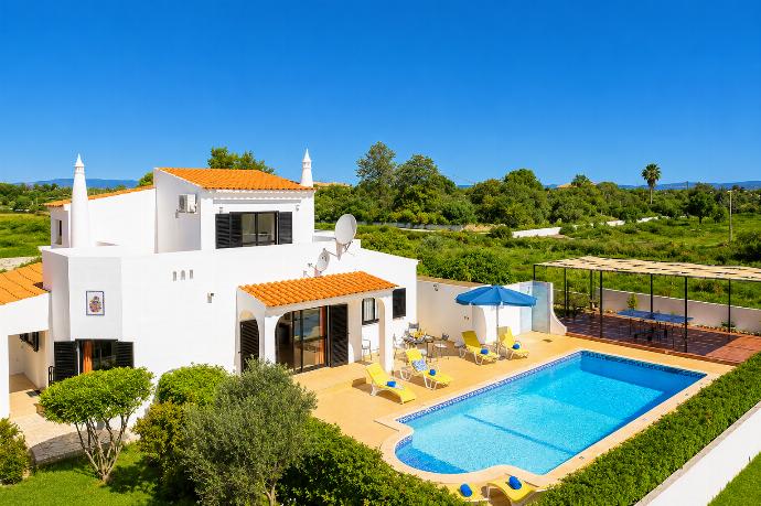 Beautiful villa with private pool and terrace . - Casa Das Areias . (Photo Gallery) }}