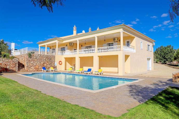  . - Villa Entrecolinas . (Photo Gallery) }}