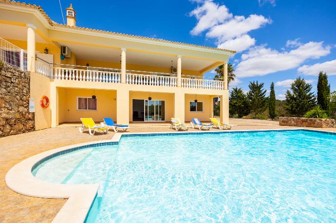 Beautiful villa with private pool and terrace . - Villa Entrecolinas . (Γκαλερί Φωτογραφιών) }}