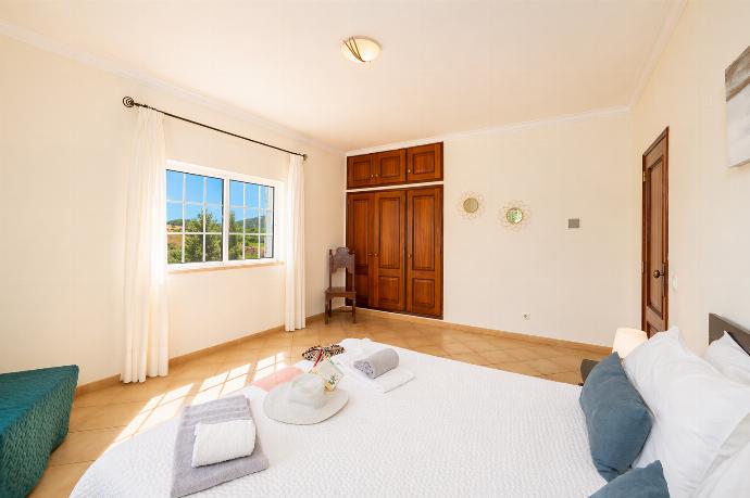  . - Villa Entrecolinas . (Fotogalerie) }}