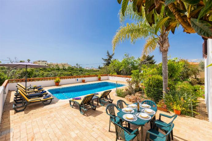 Terrace area . - Casa Sao Jose . (Photo Gallery) }}