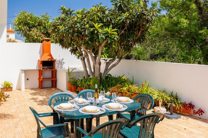 Terrace area with BBQ . - Casa Sao Jose . (Photo Gallery) }}