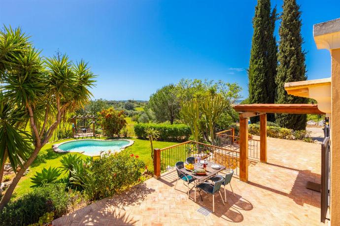 Terrace area . - Villa Irene . (Photo Gallery) }}