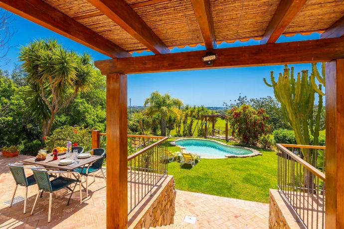 Terrace area . - Villa Irene . (Photo Gallery) }}