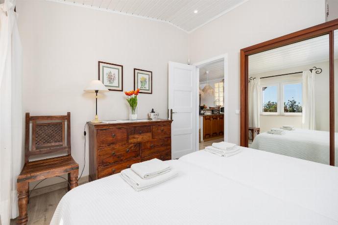 Twin bedroom with A/C . - Villa Irene . (Photo Gallery) }}