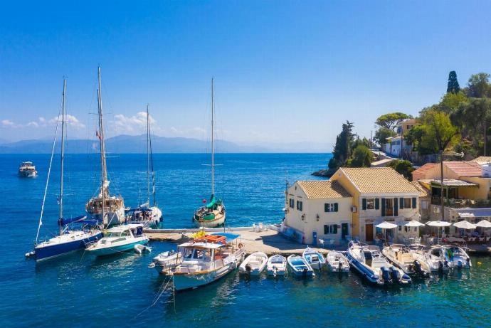 Loggos . - Levrecchio Beach Cottage . (Photo Gallery) }}