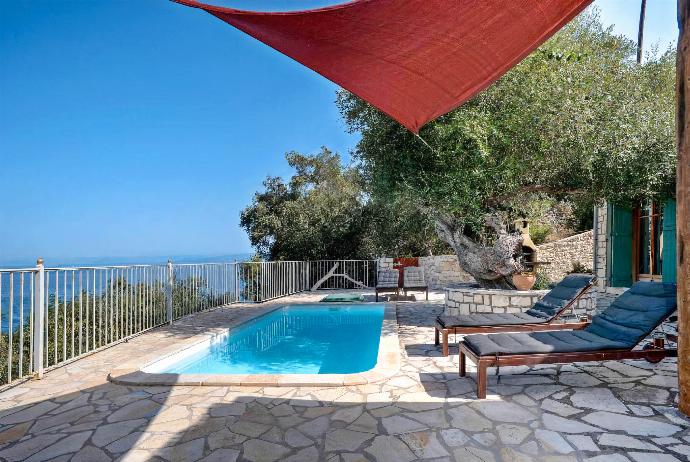  . - Villa Levrecchio . (Photo Gallery) }}