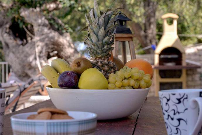 BBQ Area . - Villa Levrecchio . (Photo Gallery) }}
