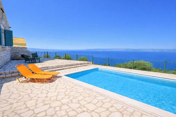  . - Villa Agathi . (Photo Gallery) }}