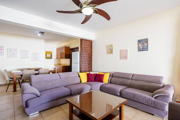 Villa Sunlove
