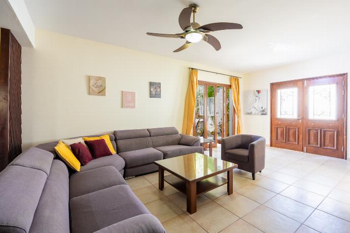 Villa Sunlove