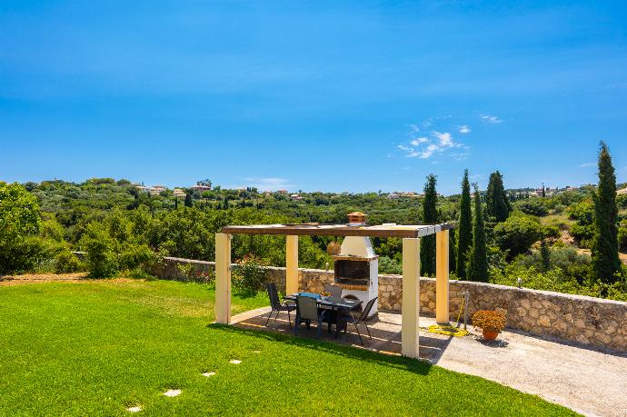 Europe Villa Io