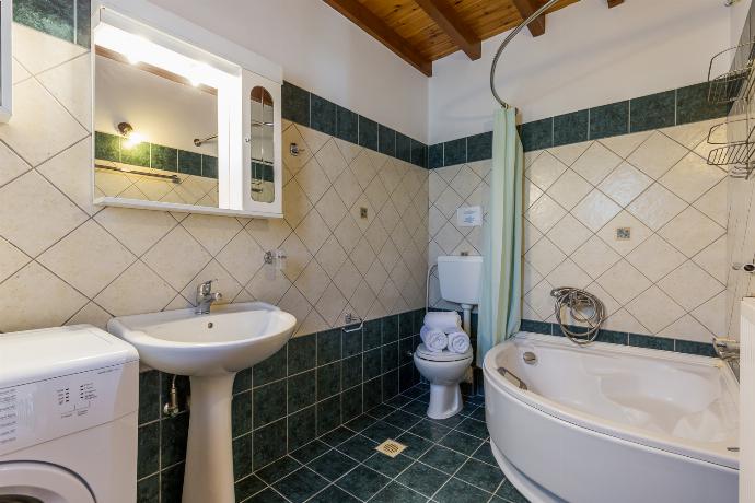  . - Villa Ioanna . (Photo Gallery) }}