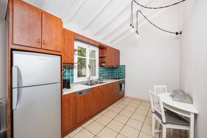 Equipped kitchen . - Villa Bougainvillea . (Photo Gallery) }}